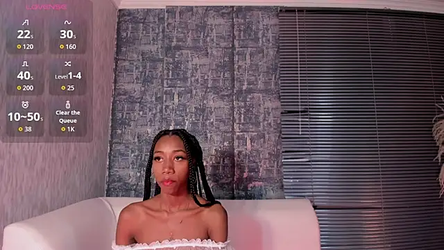 NathalyLeen online show from 10-10-25, 08:53