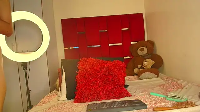 Camila hot ts online show from 12-02-25, 03:36