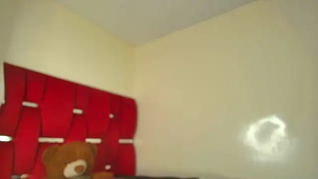 Camila hot ts online show from 12-22-25, 02:17