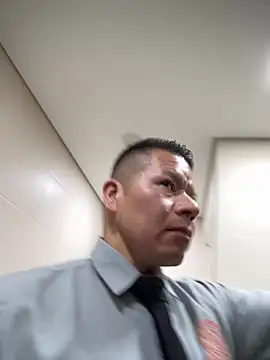 Manu0586 online show from 03-31-26, 03:36