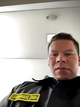 Snapshot of Manu0586 chatting on 10-29-25, 12:20 Manu0586 online show from 10-29-25, 12:20