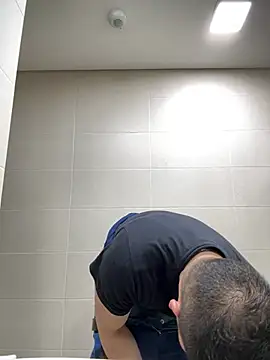 Snapshot of Manu0586 chatting on 02-23-26, 11:00 Manu0586 online show from 02-23-26, 11:00