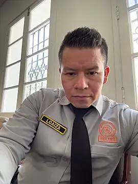 Snapshot of Manu0586 chatting on 11-18-25, 04:43 Manu0586 online show from 11-18-25, 04:43