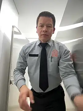 Snapshot of Manu0586 chatting on 01-15-26, 05:44 Manu0586 online show from 01-15-26, 05:44