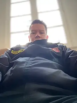 Snapshot of Manu0586 chatting on 09-25-25, 12:11 Manu0586 online show from 09-25-25, 12:11