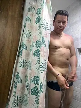 Snapshot of Manu0586 chatting on 07-21-26, 05:03 Manu0586 online show from 07-21-26, 05:03