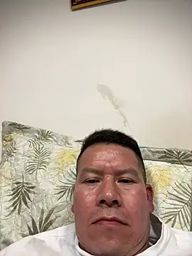 Snapshot of Manu0586 chatting on 08-04-26, 01:21 Manu0586 online show from 08-04-26, 01:21
