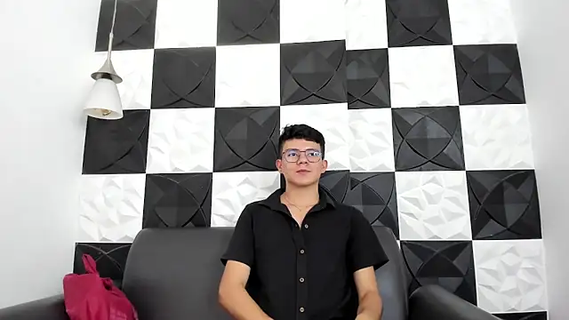 AndyFame1 online show from 12-17-25, 06:57