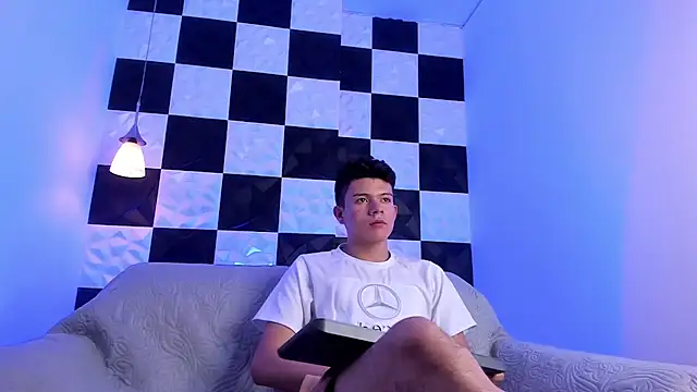 AndyFame1 online show from 09-18-25, 04:26
