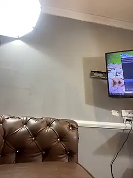 CharlesBrown  online show from 12-05-25, 12:04