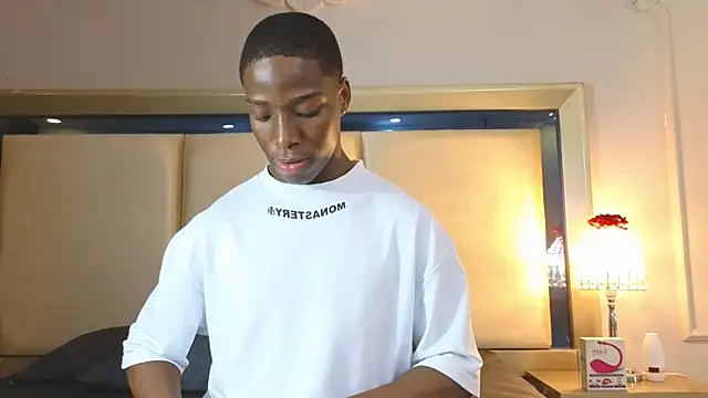 Snapshot of CharlesBrown_ chatting on 10-16-25, 12:13 CharlesBrown online show from 10-16-25, 12:13