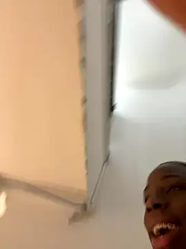 CharlesBrown  online show from 11-07-25, 12:31