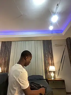 CharlesBrown  online show from 11-04-25, 11:58