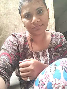 couple 71 online show from 12-05-25, 06:34