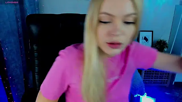 KatherineePierce online show from 10-22-25, 03:33