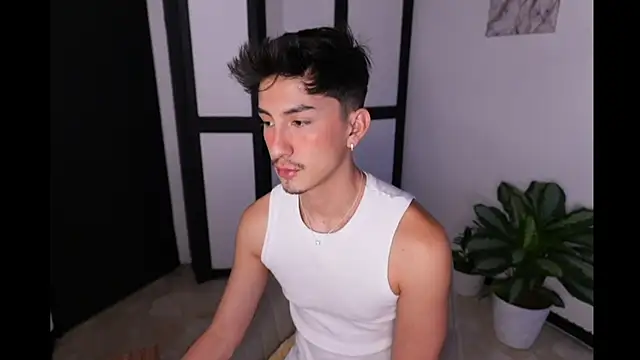 sweettaaron01 online show from 07-07-26, 11:19