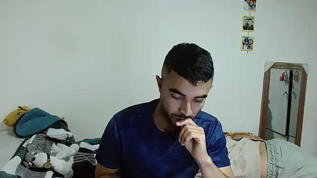 Maiki Foxx online show from 11-30-25, 04:46