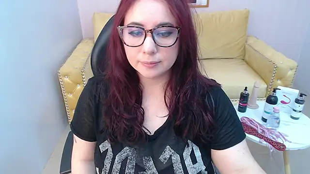 Snapshot of bellatrix_ch chatting on 09-26-25, 04:03 bellatrix ch online show from 09-26-25, 04:03