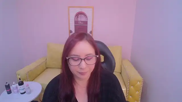 bellatrix ch online show from 12-17-25, 04:23