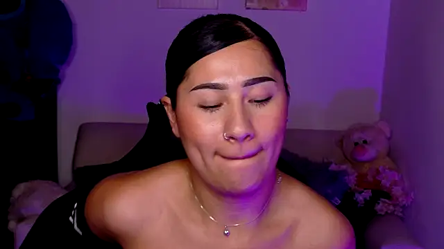 evelyn ch  online show from 02-13-26, 07:03