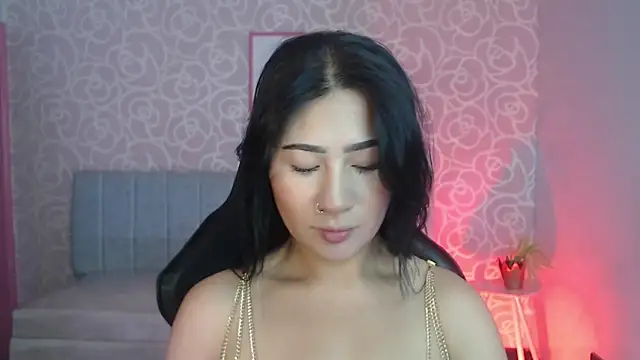 Snapshot of evelyn_ch_ chatting on 09-29-25, 10:54 evelyn ch online show from 09-29-25, 10:54