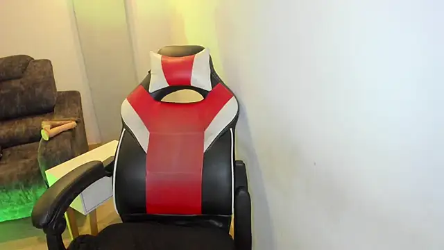 Scarbadgirl  online show from 02-19-26, 03:25