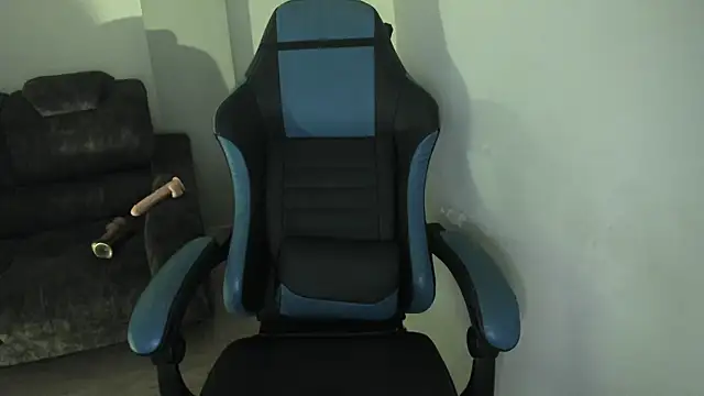 Scarbadgirl  online show from 10-11-25, 03:29