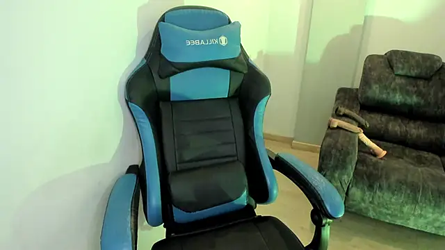 Scarbadgirl  online show from 10-26-25, 03:18