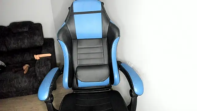 Scarbadgirl  online show from 10-10-25, 03:29