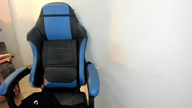 Scarbadgirl  online show from 11-18-25, 03:43