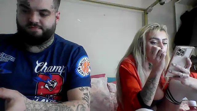 TheFoxyCouple69 online show from 01-11-26, 02:51