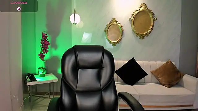 IsabellaMoreau online show from 04-02-26, 08:04