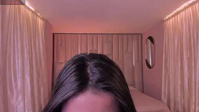 IsabellaMoreau online show from 11-03-25, 07:39