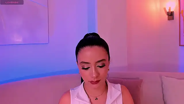 IsabellaMoreau online show from 09-23-25, 06:48