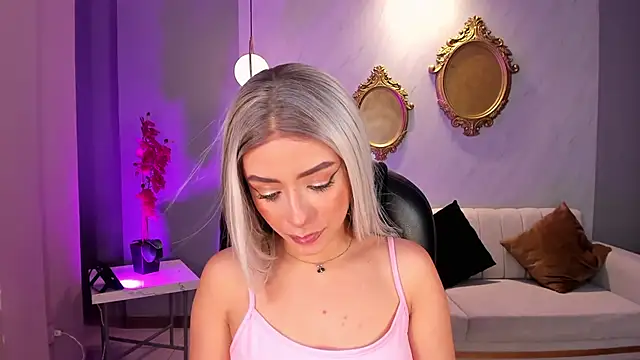 IsabellaMoreau online show from 04-03-26, 07:53