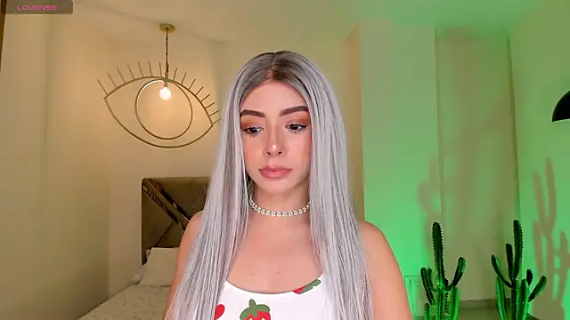 IsabellaMoreau online show from 02-10-26, 07:57