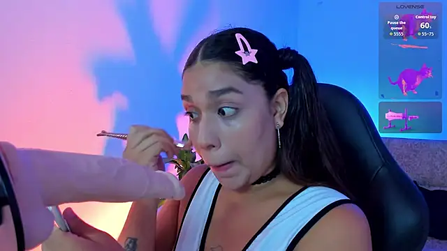 giselle upp online show from 11-13-25, 03:54