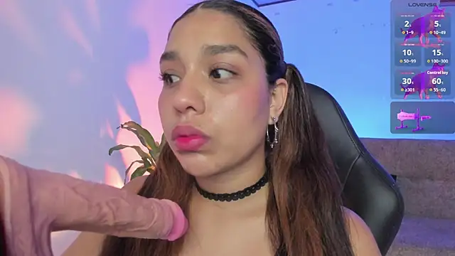 giselle upp online show from 03-25-26, 03:17