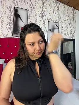 Larissa Antonella online show from 06-26-26, 04:07