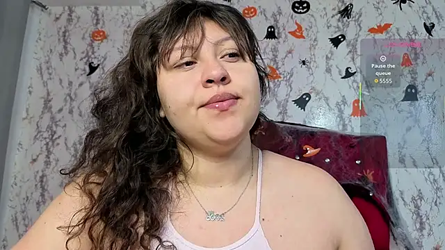 Larissa Antonella online show from 10-29-25, 05:17