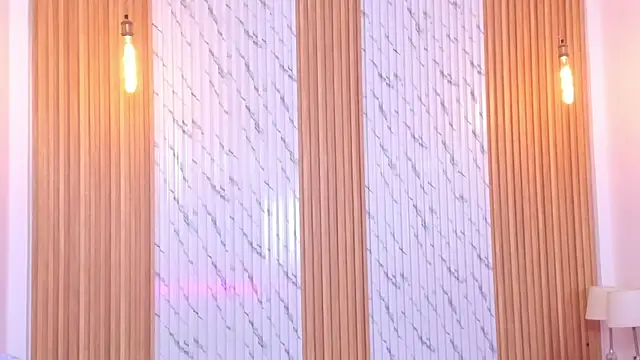 thomas walker0 online show from 01-08-26, 12:11