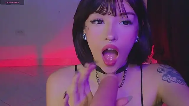 Moonlightt 21 online show from 04-15-26, 09:48