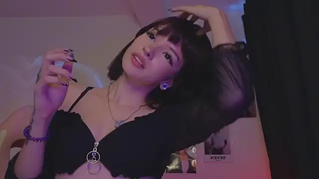 Moonlightt 21 online show from 04-09-26, 10:27