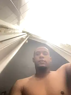 Snapshot of freedmar chatting on 09-23-25, 10:55 freedmar online show from 09-23-25, 10:55