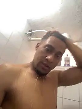 Snapshot of freedmar chatting on 10-21-25, 01:54 freedmar online show from 10-21-25, 01:54