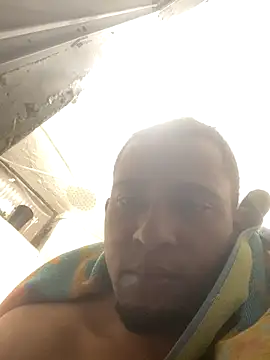 Snapshot of freedmar chatting on 09-19-25, 11:36 freedmar online show from 09-19-25, 11:36