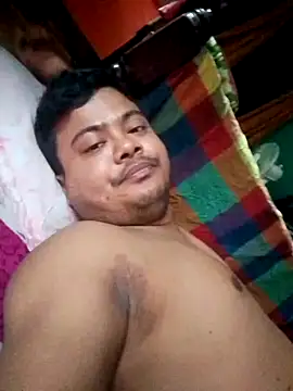 Snapshot of CatchingBouquet chatting on 10-18-25, 11:01 CatchingBouquet online show from 10-18-25, 11:01