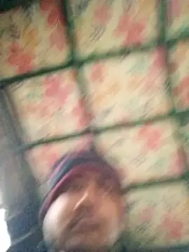 Snapshot of CatchingBouquet chatting on 01-09-26, 11:39 CatchingBouquet online show from 01-09-26, 11:39