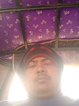 Snapshot of CatchingBouquet chatting on 01-12-26, 03:02 CatchingBouquet online show from 01-12-26, 03:02