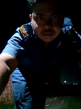 Snapshot of CatchingBouquet chatting on 10-13-25, 08:21 CatchingBouquet online show from 10-13-25, 08:21